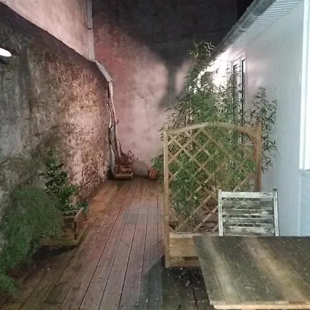 Studio Avec Terrasse, Proche Tram *